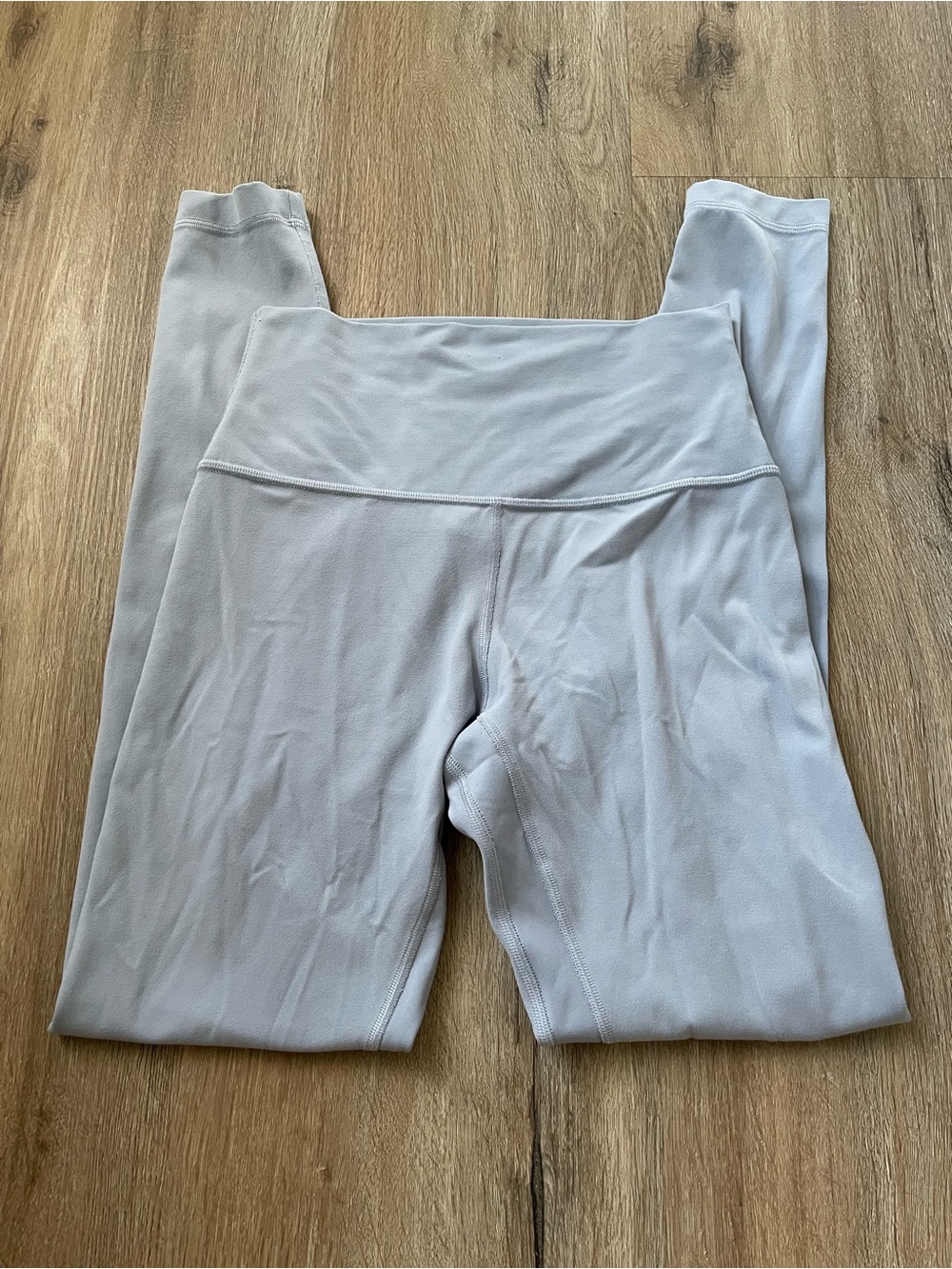 Lululemon tights size 6